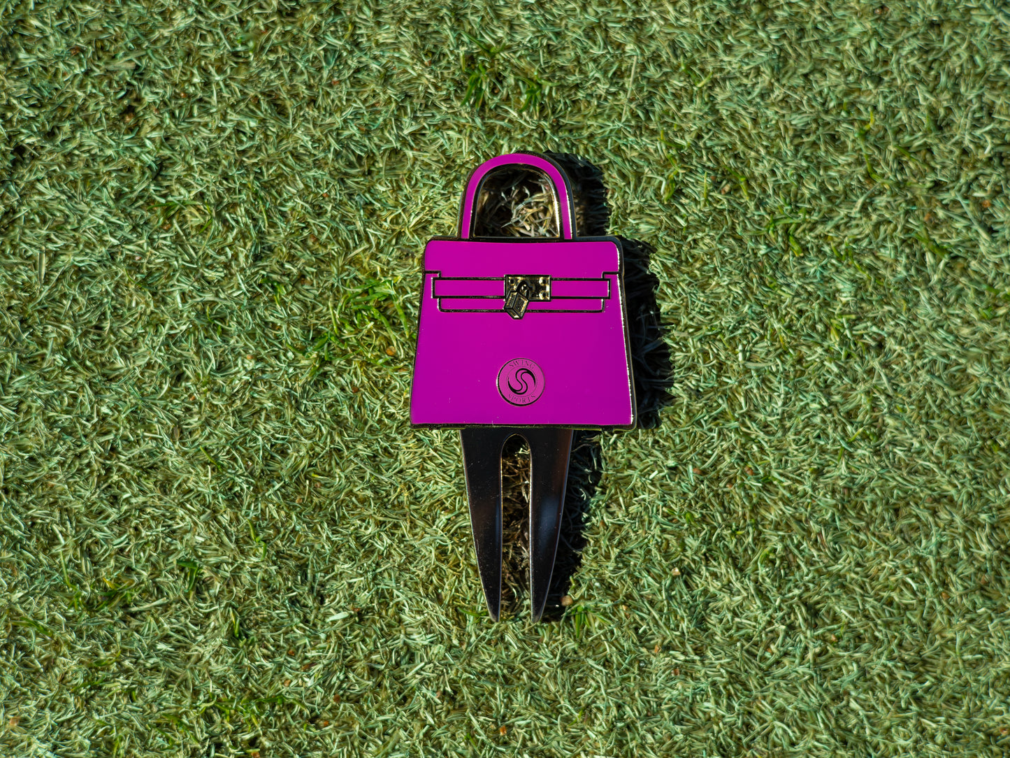 The Karrie - Ball Markers and Divot Tools